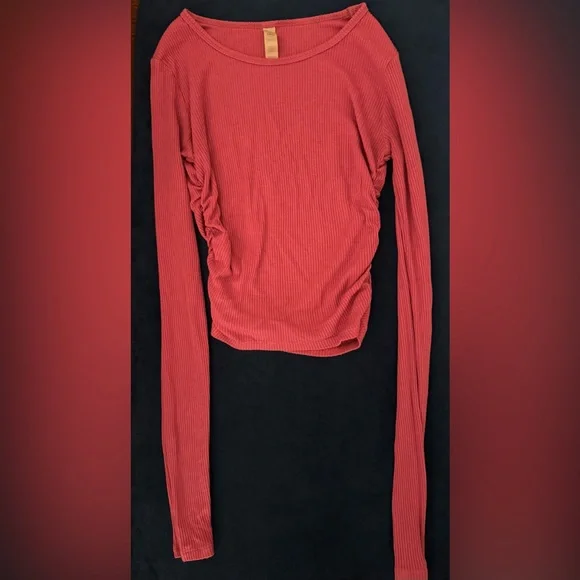 Alo Yoga Gather Long Sleeve Top – Raspberry Sorbet – Size Small – Color Sold Out - Picture 10 of 12